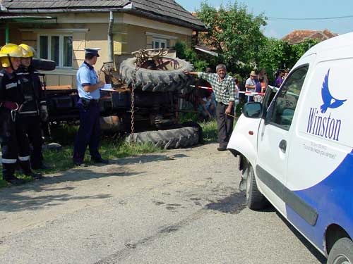 Lucacesti - accident tractor